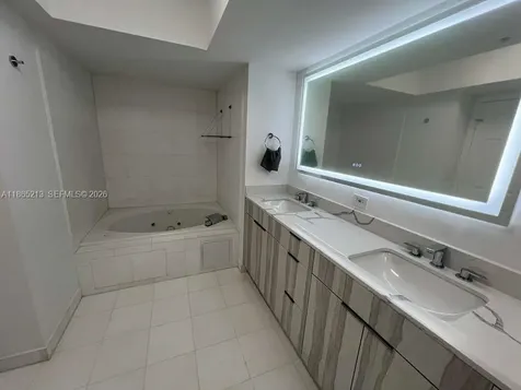 6301 Collins Avenue Miami Beach FL 33141