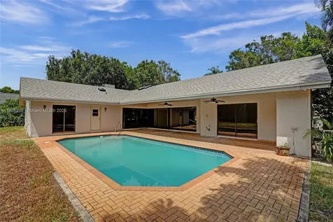 15365 Meadow Wood Drive Wellington FL 33414