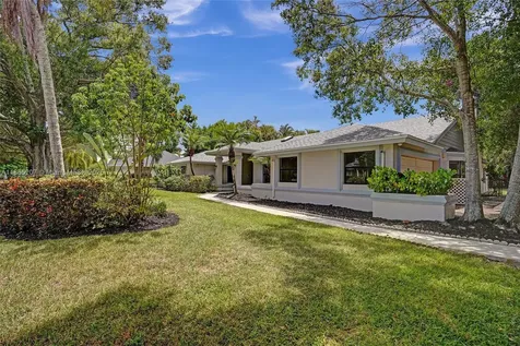 15365 Meadow Wood Drive Wellington FL 33414