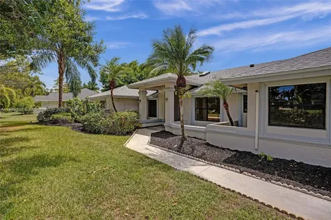 15365 Meadow Wood Drive Wellington FL 33414