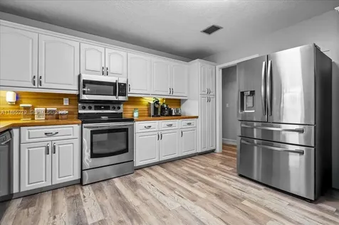 19926 SW 326th Street Homestead FL 33030