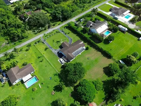 19926 SW 326th Street Homestead FL 33030
