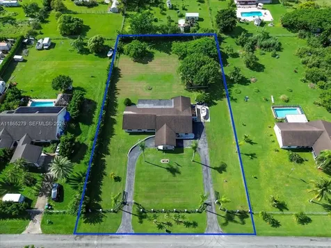 19926 SW 326th Street Homestead FL 33030