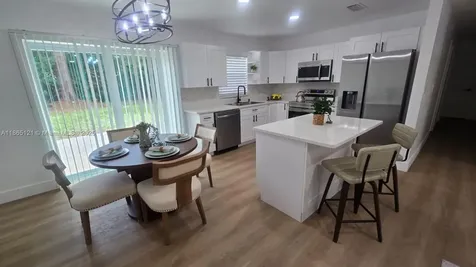 6517 NW 30th Terrace Gainesville FL 32653