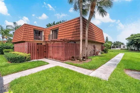 1306 SW 118th Terrace Davie FL 33325