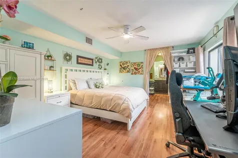 1306 SW 118th Terrace Davie FL 33325