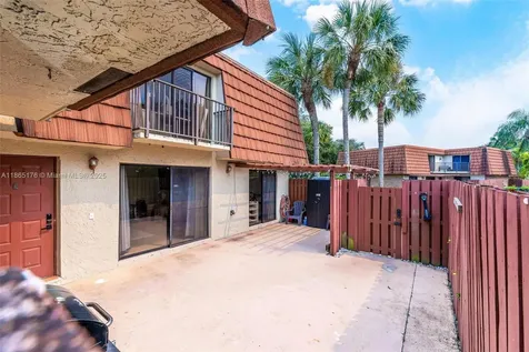 1306 SW 118th Terrace Davie FL 33325