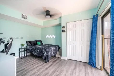 1306 SW 118th Terrace Davie FL 33325