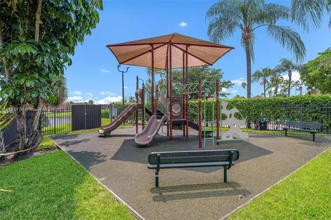 1306 SW 118th Terrace Davie FL 33325