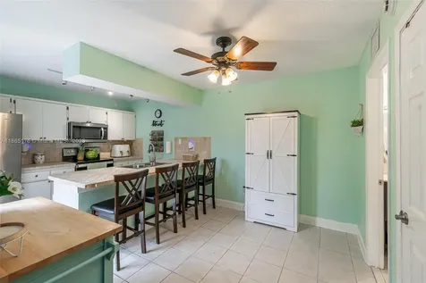 1306 SW 118th Terrace Davie FL 33325