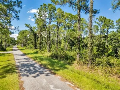 8176 Mantua Avenue Sebring FL 33872