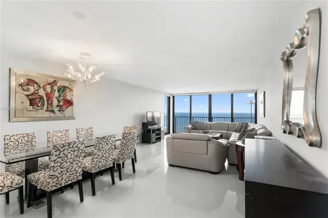 2101 S Ocean Drive Hollywood FL 33019