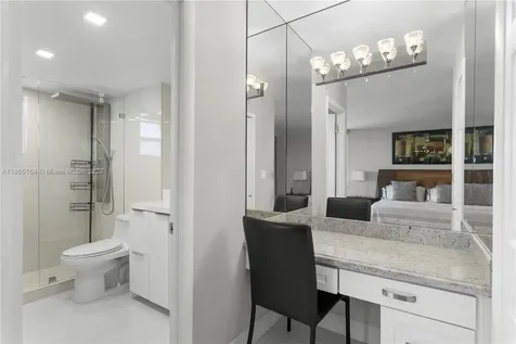 2101 S Ocean Drive Hollywood FL 33019