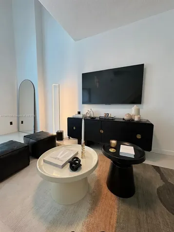 60 SW 13th Street Miami FL 33130
