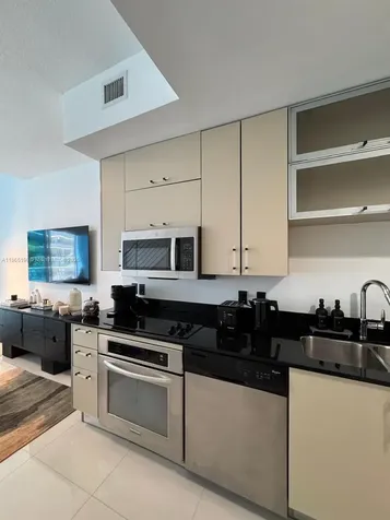 60 SW 13th Street Miami FL 33130