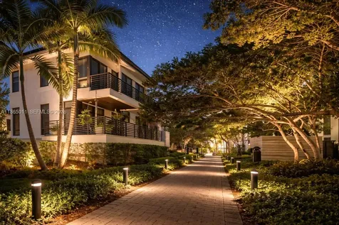 8263 NW 47th Terrace Doral FL 33166