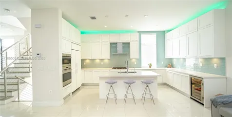 8263 NW 47th Terrace Doral FL 33166