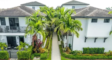 8263 NW 47th Terrace Doral FL 33166
