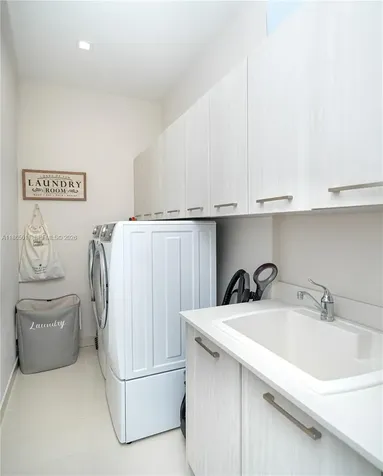 8263 NW 47th Terrace Doral FL 33166