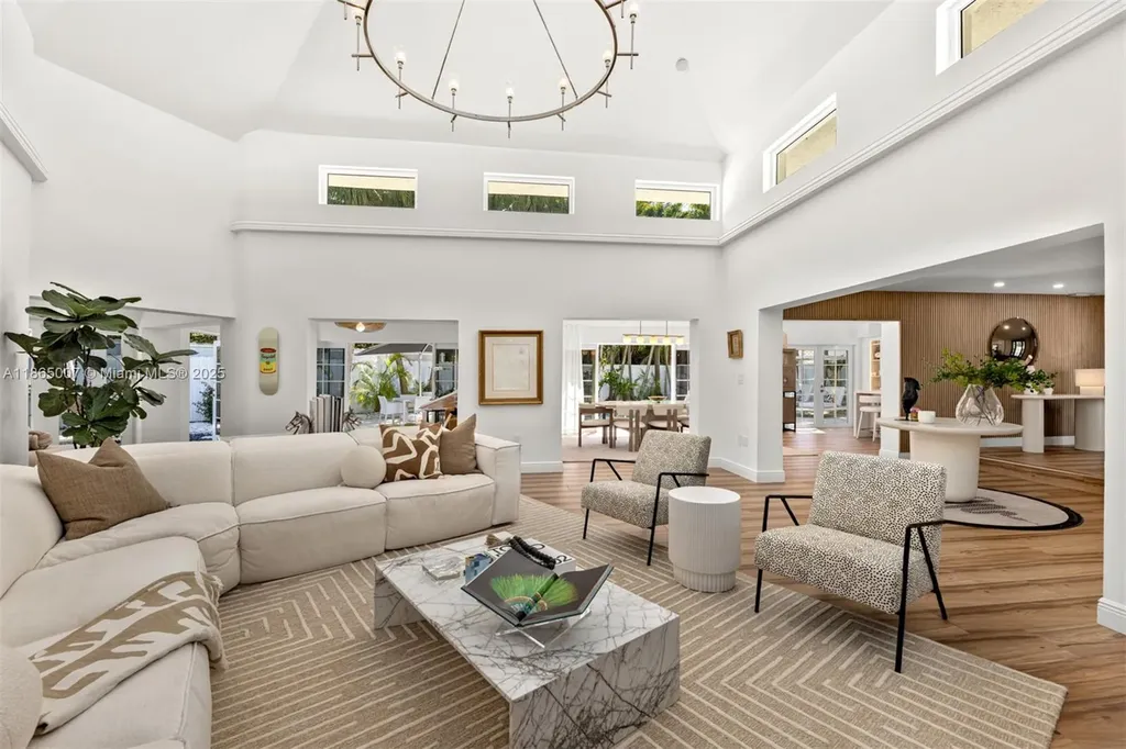 200 W Mcintyre Street Key Biscayne FL 33149