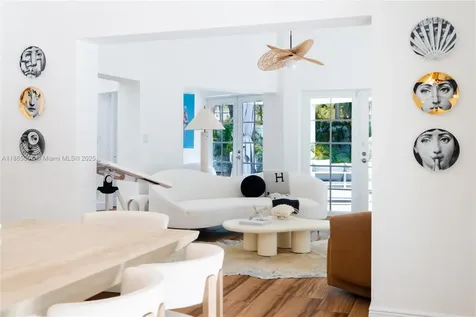 200 W Mcintyre Street Key Biscayne FL 33149