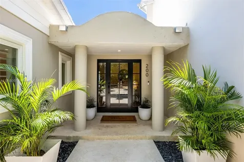 200 W Mcintyre Street Key Biscayne FL 33149
