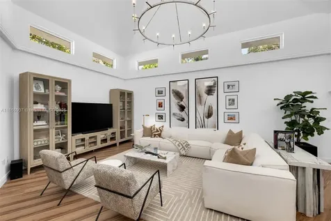200 W Mcintyre Street Key Biscayne FL 33149