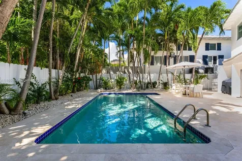 200 W Mcintyre Street Key Biscayne FL 33149