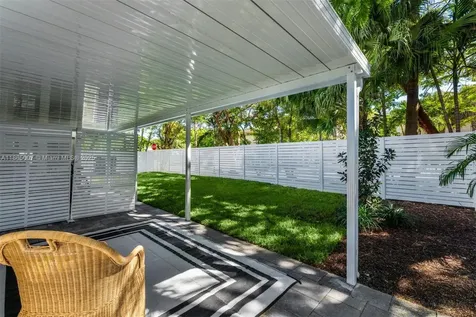 200 W Mcintyre Street Key Biscayne FL 33149