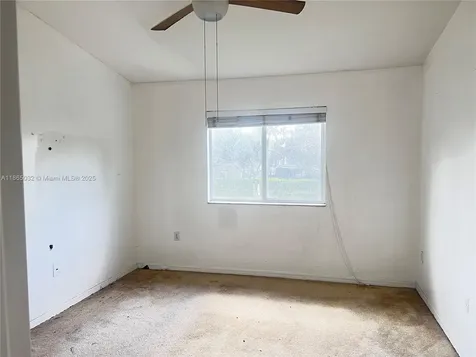 3390 NE 9th Street Homestead FL 33033