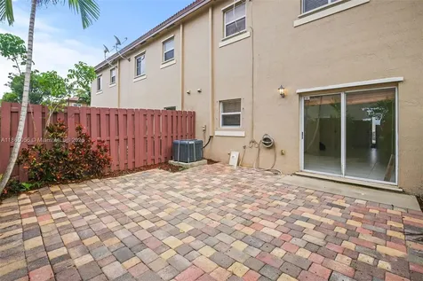 8919 SW 222nd Terrace Cutler Bay FL 33190