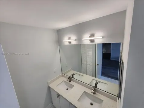 1701 NW 6th Avenue Fort Lauderdale FL 33311