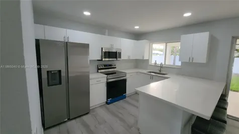 1701 NW 6th Avenue Fort Lauderdale FL 33311