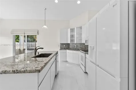 9764 NW 32nd Street Doral FL 33172