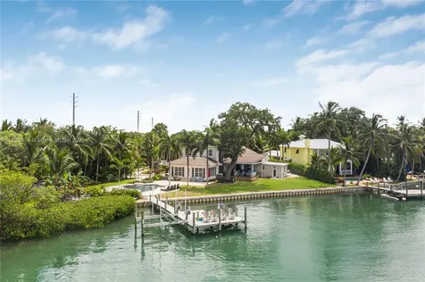 1020 Lands End Way Jupiter FL 33458