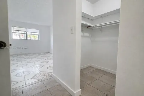 3700 NW 21st Street Lauderdale Lakes FL 33311