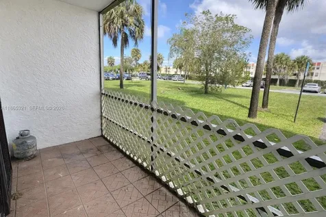 3700 NW 21st Street Lauderdale Lakes FL 33311