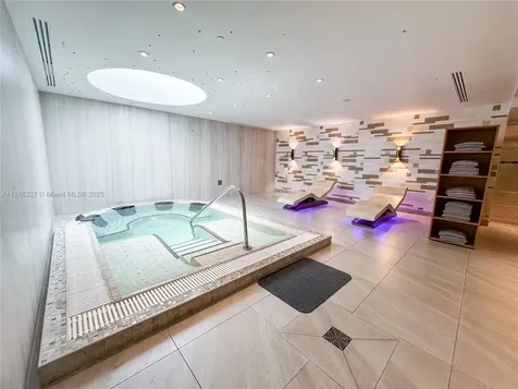 6801 Collins Avenue Miami Beach FL 33141