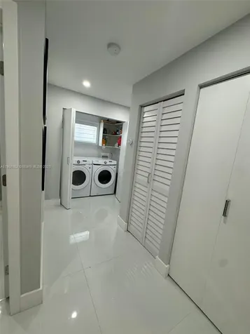 1051 NW 128th Avenue Miami FL 33182