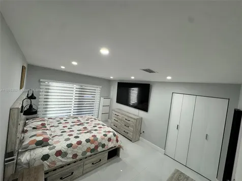1051 NW 128th Avenue Miami FL 33182