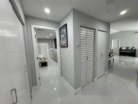 1051 NW 128th Avenue Miami FL 33182