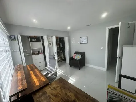 1051 NW 128th Avenue Miami FL 33182
