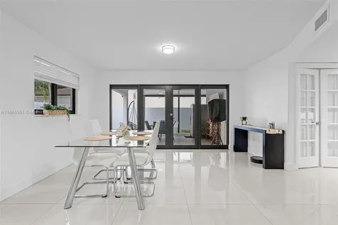 8705 NW 150th Terrace Miami Lakes FL 33018