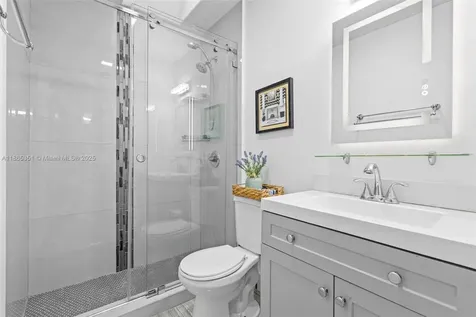 8705 NW 150th Terrace Miami Lakes FL 33018
