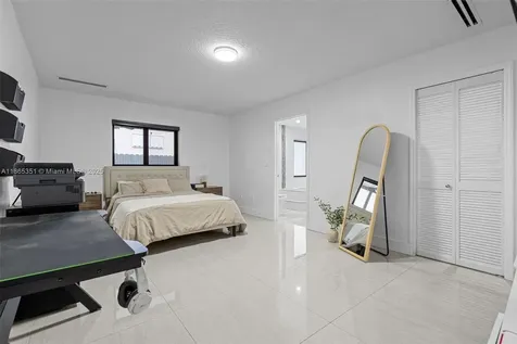 8705 NW 150th Terrace Miami Lakes FL 33018