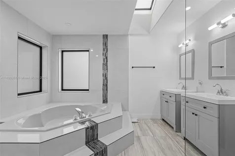 8705 NW 150th Terrace Miami Lakes FL 33018