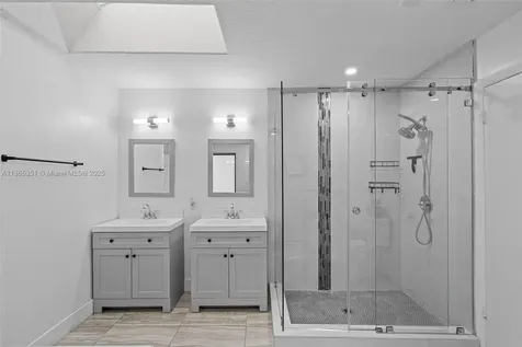 8705 NW 150th Terrace Miami Lakes FL 33018