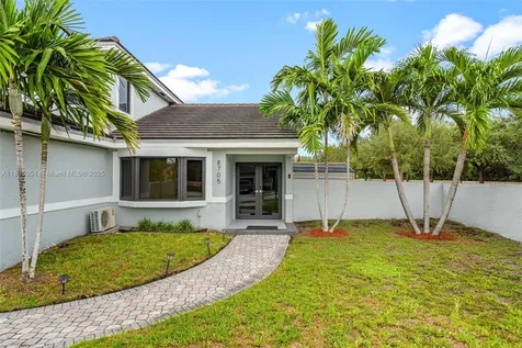 8705 NW 150th Terrace Miami Lakes FL 33018