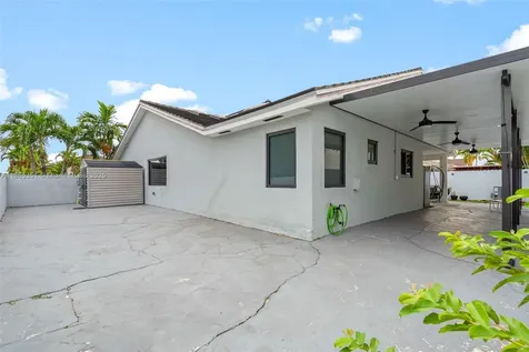 8705 NW 150th Terrace Miami Lakes FL 33018