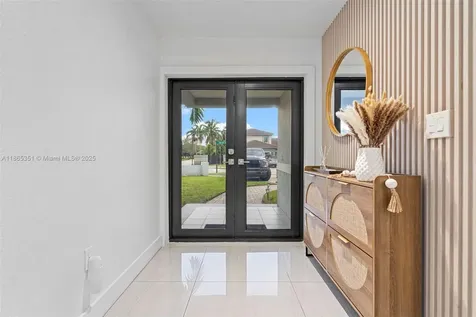 8705 NW 150th Terrace Miami Lakes FL 33018